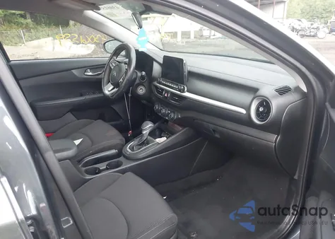 2021 Kia Forte Lxs из США, поврежденный, VIN 3KPF24AD3ME333495